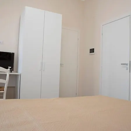 Akrone Center Guest house