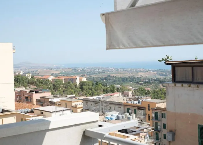 Guest house Akrone Center